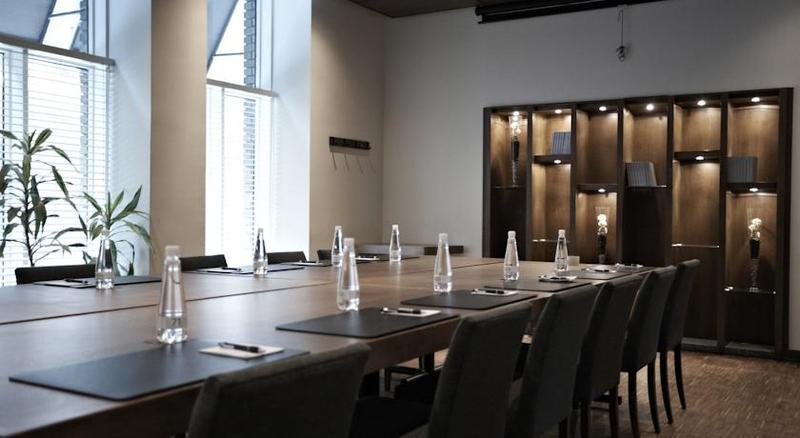 Hotel 71 By Preferred & Quebec City